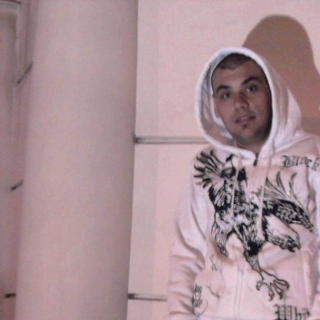 b2258a0a127profilképe