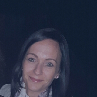 5ae4c5625profilképe