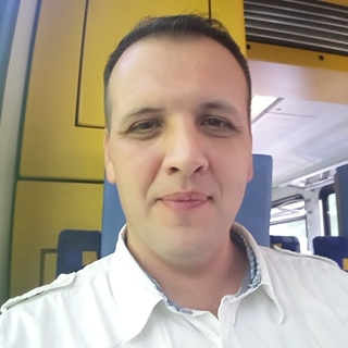 e016db3profilképe