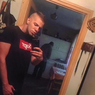 d0ed28add65f0fa7profilképe