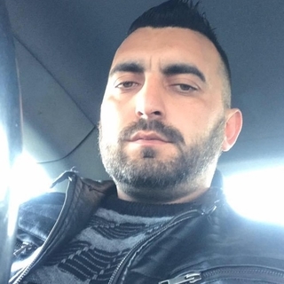 4d1b25e4fefprofilképe