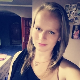 808b3abf1profilképe