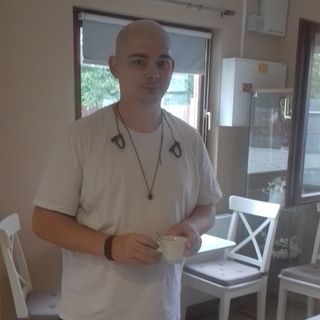 1eabbe71f0cf9profilképe