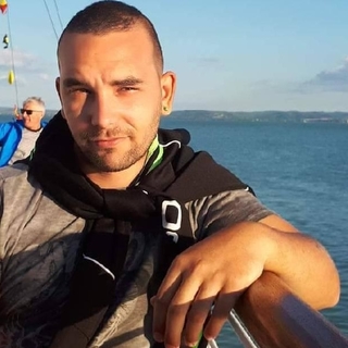 d2fdd01ada04profilképe