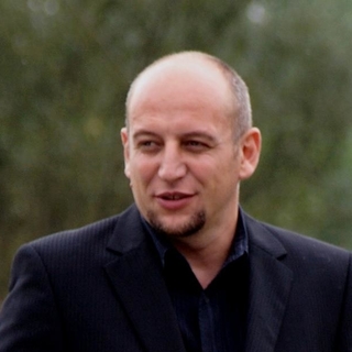 1e3c74profilképe