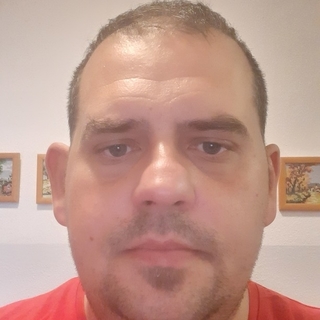 3b3268aprofilképe