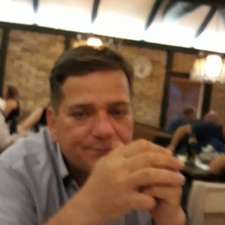 ca8e73profilképe