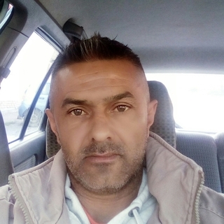 8cee27profilképe