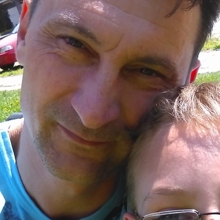 3bb4d09fcafprofilképe