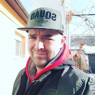 bf5dc23cdafe71aprofilképe