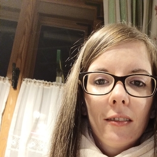 33f6profilképe