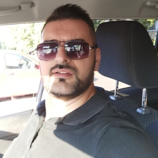 6fd9d9dprofilképe