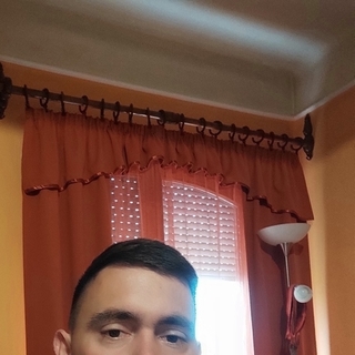 0ea95f3profilképe
