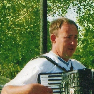 75c8profilképe