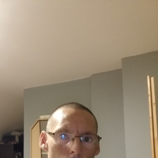 e32ba33cprofilképe