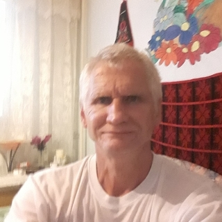 4dfdd04profilképe