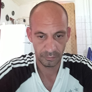 842432a9profilképe