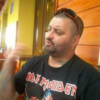 b3b1e4665bprofilképe