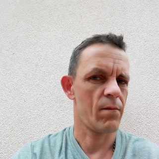 8f7a1dd0c7profilképe