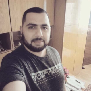 ae0f46c5profilképe