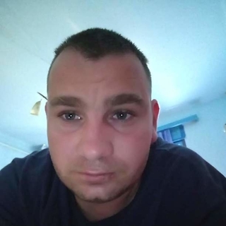 9fbf6a7aprofilképe