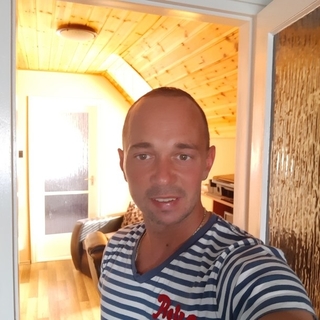 182319profilképe