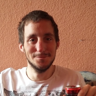96b74eprofilképe