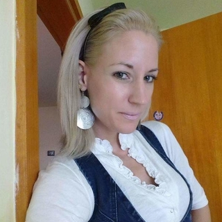 544dcaprofilképe