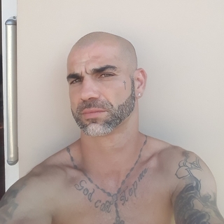 f6c2d1d33profilképe