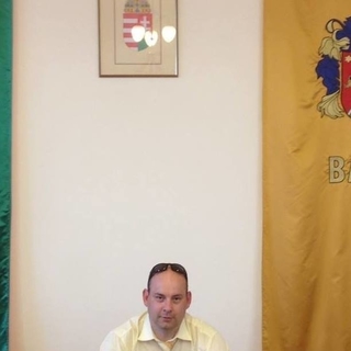 0b00837a548profilképe