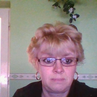 43ab7c5c9998profilképe