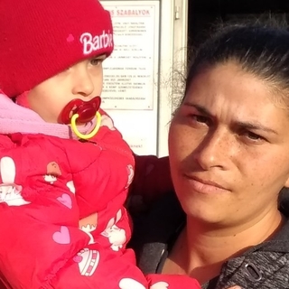 0cb8969a05profilképe