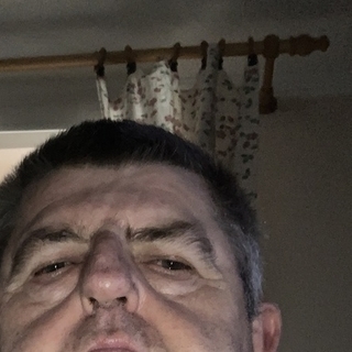 932859150cbf4d83profilképe